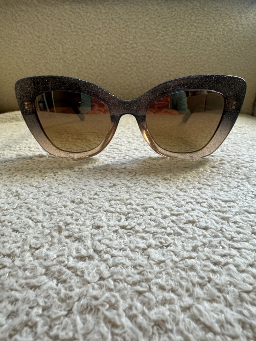 Fryers

Glitter Ombre Cat-Eye Sunglasses - Brown Gradient